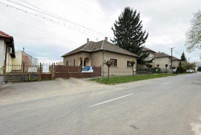 Casă individuală cu 4 camere în Central