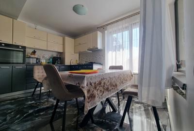 Vilă deosebită- 8 camere- Cartierul CFR Bacău- destinații multiple - 5