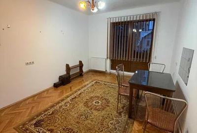 Apartament cu 2 camere, semicentral, etajul 1, Gh Doja - 2