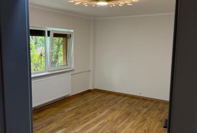 Apartament 2Camere ,Rahova,  Decomandat, Renovat, 1983 - 2