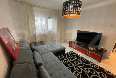Apartament cu 4 camere decomandat, mobilat în 1 Mai