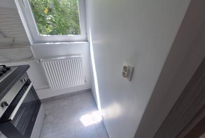 Garsoniera renovata de inchiriat situata in zona Titan Metrou Costin Georgian - 2
