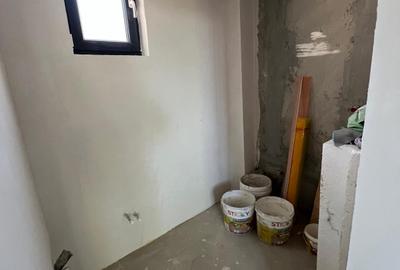 Spatiu comercial si 2 apartamente - 10