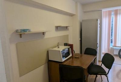 De inchiriat apartament cu 3 camere, Mazepa 1 la BR-uri, etaj 1, 550 euro - 2