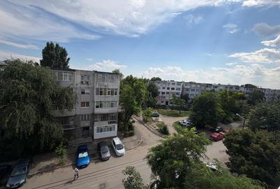 2 decomandate in Galati, Micro 13B, doua balcoane, sup.56 mp - 14