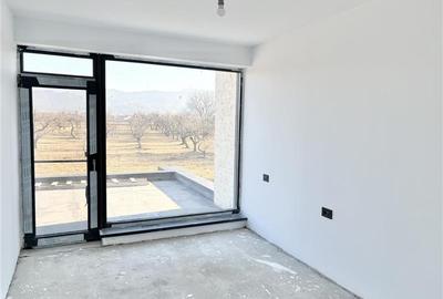 Vila impozanta, aspect deosebit, configuratie tip duplex, view, Brasov - 12