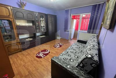 Garsonieră decomandată, mobilată în 9 Mai