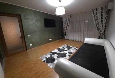 Apartament 2 camere ,56 mp, zona str Mare a Unirii , renovat complet , mobilat s - 13
