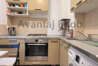 Floreasca, Bach, centrala de apartament, bloc anvelopat, decomandat - 1