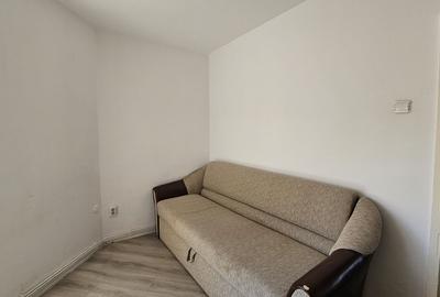 Spitalul Judetean-Zizinului garsoniera in bloc apartamente - 5