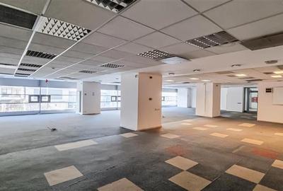 Spațiu comercial, de 649 mp, în Pantelimon