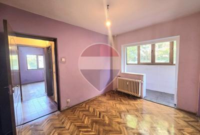 3 decomandate, etaj 1, zona Ciuperca - 3