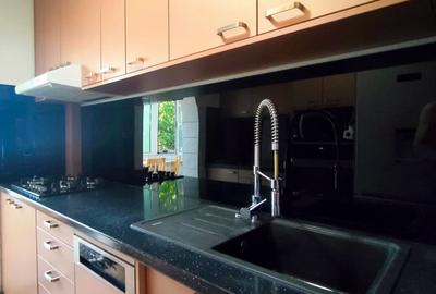 Apartament 2 camere - ETAJ 1 - 56 mp ( decomandat, 2 balcoane, geam baie ) - 2