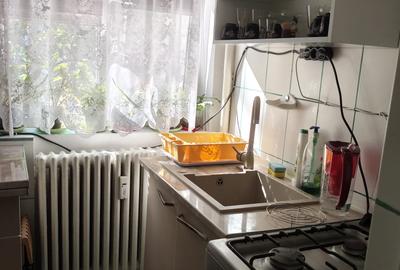 Garsonieră decomandată în Podu Roș