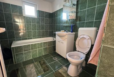 Casa 2 cam, bucatarie, baie, teren 650 mp, str. Manastirii - 7