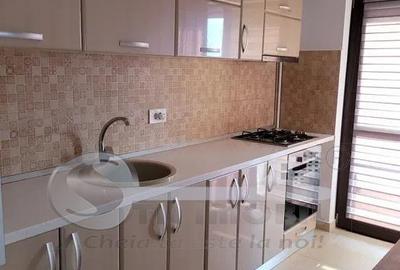 Apartament cu 2 camere semidecomandat, mobilat în Copou