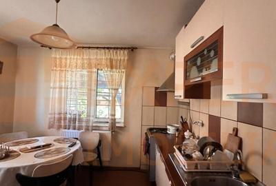 Casă de vânzare în Palazu Mare, 4 camere, teren 655 mp, construcție din cărămidă - 16