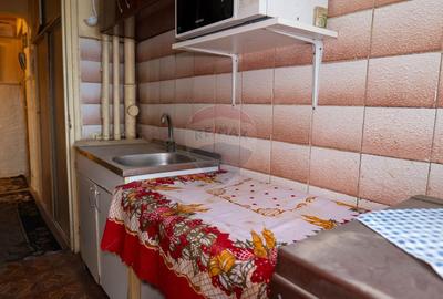 Vânzare apartament 3 camere,  zona Pantelimon - Liceul Lucian Blaga - 18