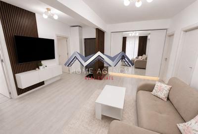 Apartament cu 3 camere semidecomandat, mobilat în Central