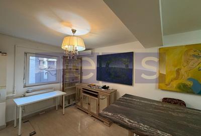 Casă individuală cu 8 camere în Unirii