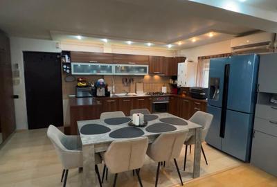 Apartament 4 camere de vanzare zona Doamna Ghica - 2
