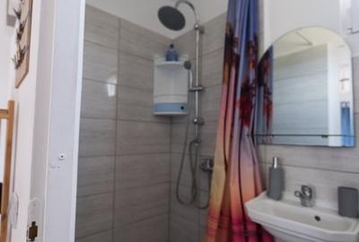 Exclusiv! Pensiune 6 camere - Vama Veche - Centru - 239.000 euro (Cod E8) - 40