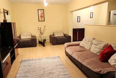 Apartament cu 3 camere semidecomandat, mobilat în Pantelimon