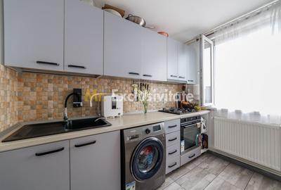 Apartament cu 3 camere decomandat, mobilat în Trivale