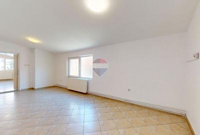 Spațiu comercial de 78 mp in Zona Centrala Codlea - 1