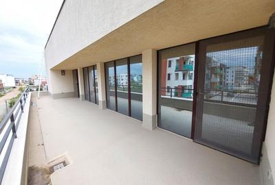 Vila de închiriat Mamaia Nord | Kazeboo Beach | Curte 250 mp - 6