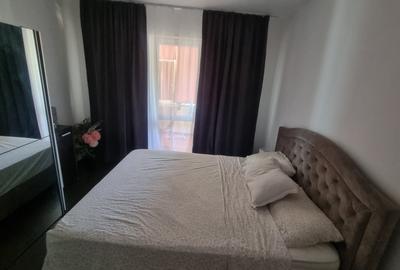 Apartament cu 3 camere decomandat, mobilat în Nicolina