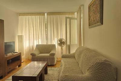 Apartament cu 2 camere semidecomandat în Dristor