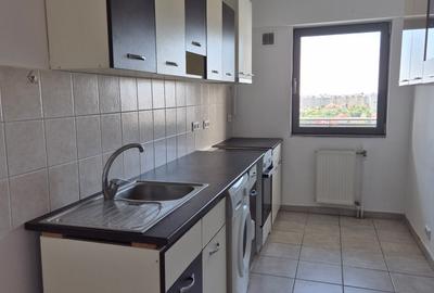 PROPRIETAR inchiriez 2 camere GHICA PLAZA - 4