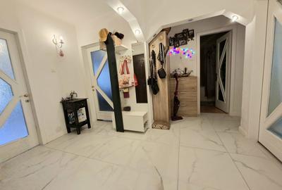 Apartament 4 camere decomandat, 77 mp, vedere Măgura Codlei – Comision 0% - 8