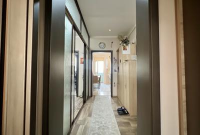 Apartament modern, 3 camere, decomandat, 61 mp utili, mobilat - Giroc - 10
