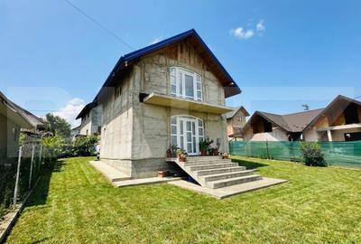 Casă individuală cu 3 camere în Sud