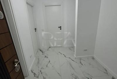 Garsoniera confort 1 - total renovata - la 550 de  metri de metrou. - 2