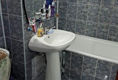 Apartament 3 camere mobilat Micro 21 - 3
