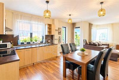 Apartament cu 3 camere decomandat în Calea Dumbrăvii