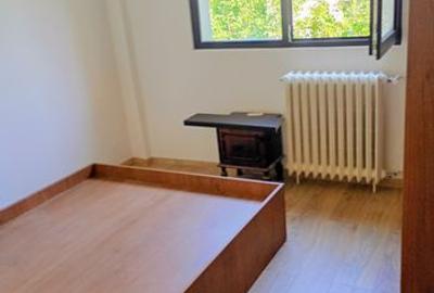 Apartament cu 4 camere de vanzare in zona Lacul Tei - 4