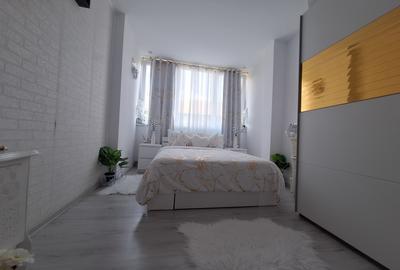 Apartament cu 3 camere-complet renovat-mobilat si utilat- Judetean - 17