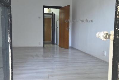 Garsonieră semidecomandată, mobilată în Berceni