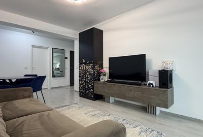 Apartament cu 3 camere semidecomandat, mobilat în Metalurgiei