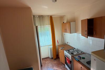2 camere etaj intermediar - 8