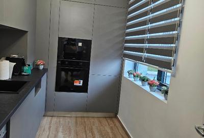 Inchiriez apartament 2 camere in blocul Forest On. Detalii la nr tel 0735317494 - 3