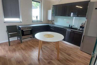 De vânzare casă premium tip duplex,  vedere spre Lacul Brates, comision 0% - 12