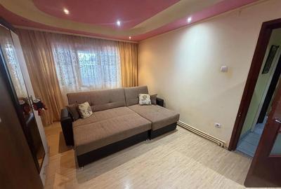 Apartament cu 2 camere decomandat în Radu Negru