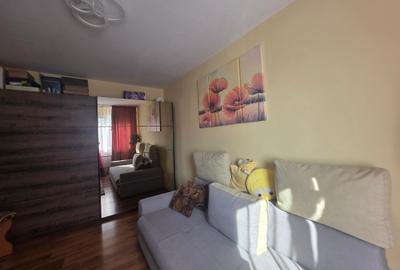 Vand 2 camere zona Astra cu vedere spre Tampa si aer conditionat - 4