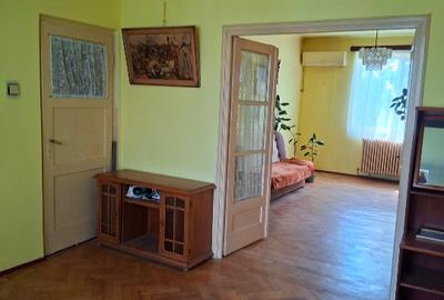 Apartament cu 2 camere decomandat în Rahova