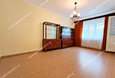 Apartament cu 2 camere decomandat în Mazepa 2
